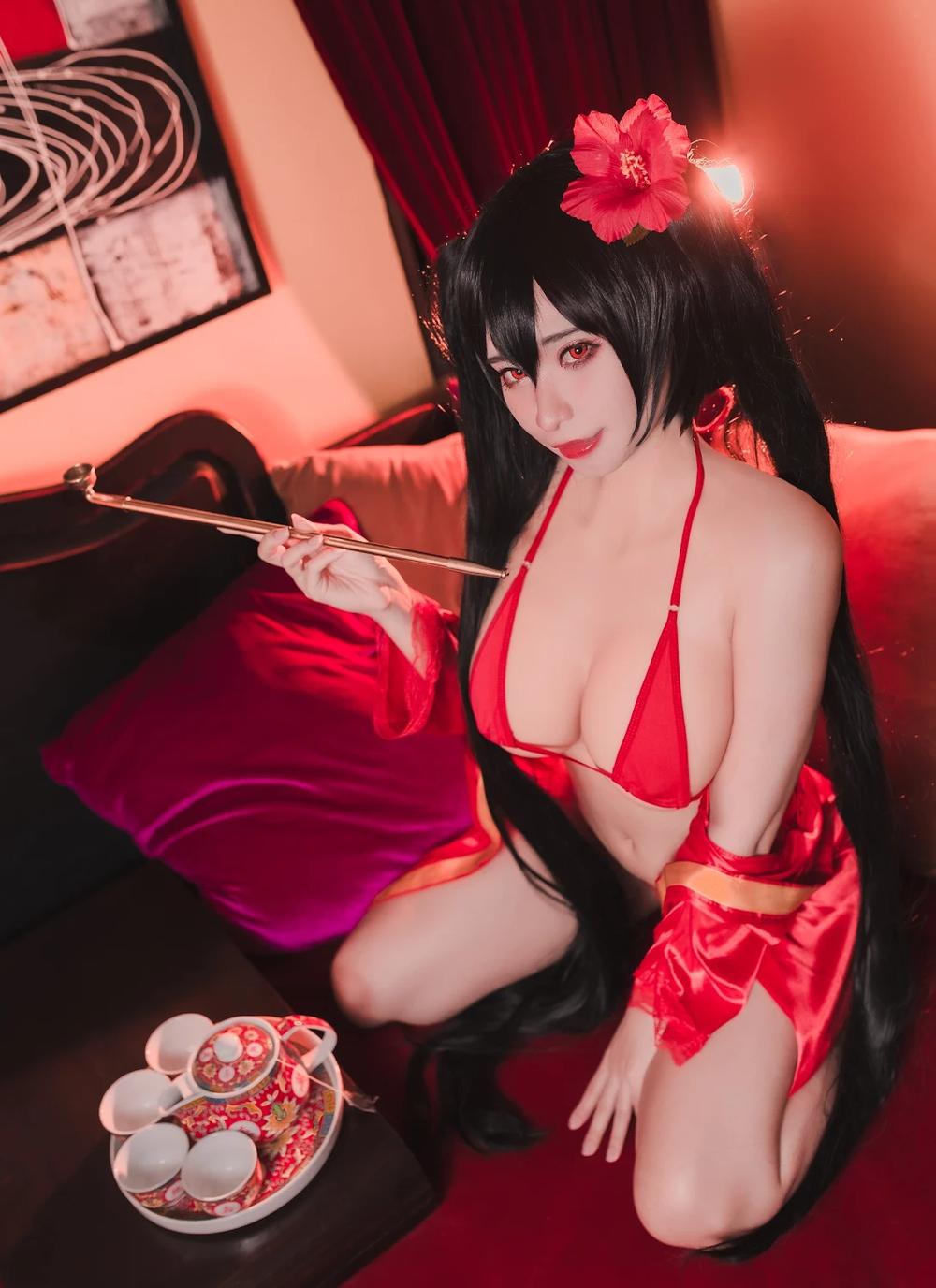 MeenFox – Taihou Azur Lane (Micro Bikini Suit) 18+